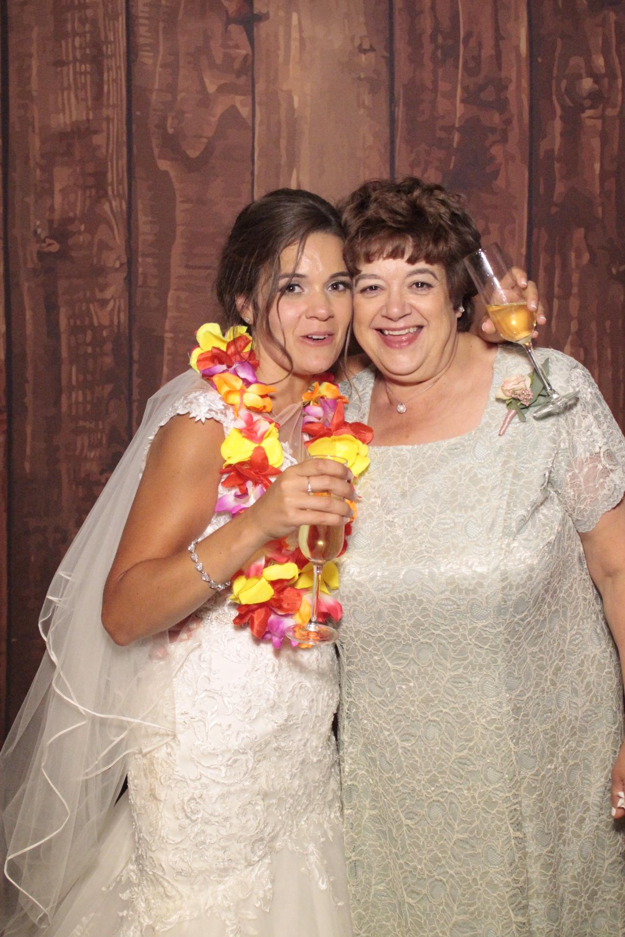 Samantha & Sean's Wedding | View more photos from the event at gallery.myphotoboothexperience.co.uk/u/MyPhotoBoothExperienceLtd/Samantha-Seans-Wedding